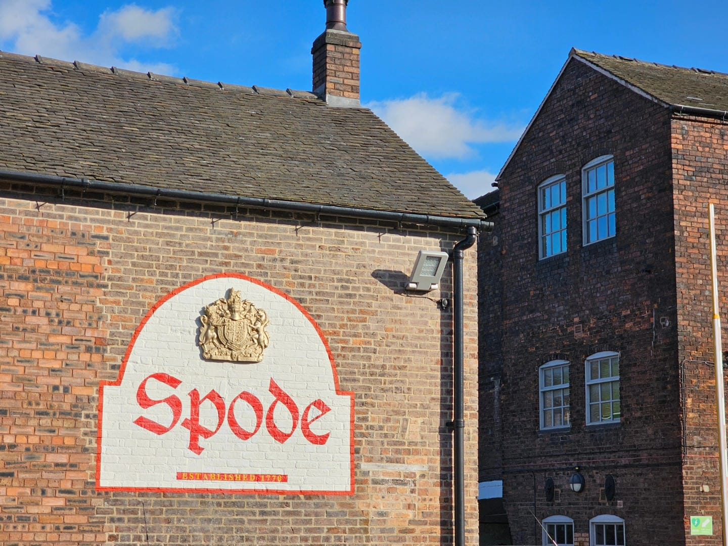 Red Haired Stokie writes on Spode Factory’s Future